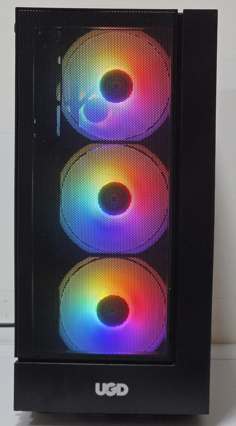 Продавам Gaming конфигурација Ryzen 5 5500 + RTX 2060 6 GB