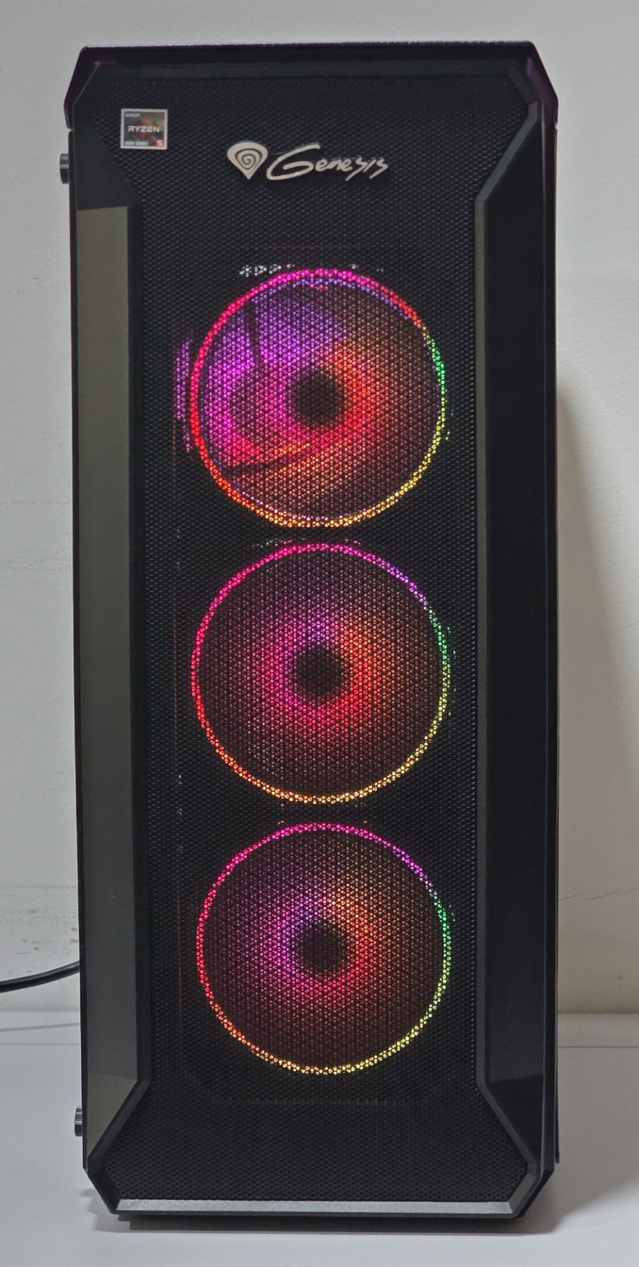Продавам половна конфигурација AMD Ryzen 5 5600X + 3070 Ti 8GB