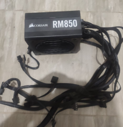 Се продаваат напојувања Corsair RM850 - 850w