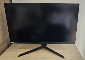 LG 27GP850P-B 27" QHD 180Hz 1ms Nano-IPS