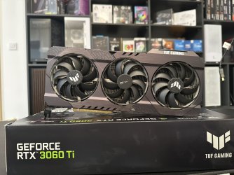 Продавам половни NVIDIA графички со кутии и 3 месеци гаранција за секоја