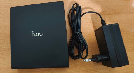Продавам рутер MikroTik hAP ac2