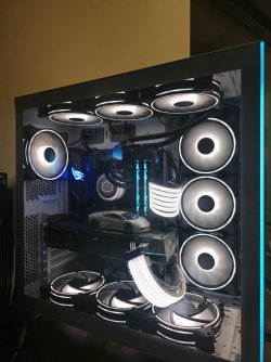 Lian Li O11D EVO White + Strimer Plus, 5800x, Strix B550-F Gaming, 32GB DDR4, ML360, 750W