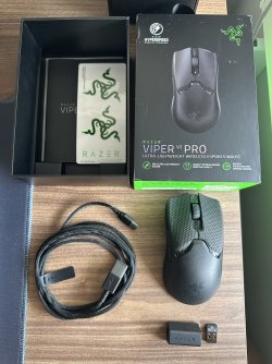 Продавам Razer Viper V2 Pro