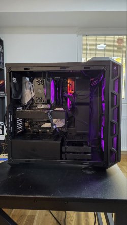 Продавам половна Gaming конфигурација Intel i7 9700K + RTX 2060 6GB