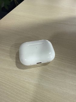Apple AirPods Pro 2 - користени