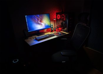 Red.jpg