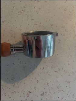 Se prodava NOV bottomless portafilter (51mm, 3-lug)