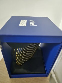 Процесор интел i9 12900K Box procesor CPU