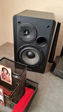 Звучници Edifier R1280DB/Црна боја
