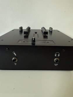 02_alto_mx20_mixer_front.jpg